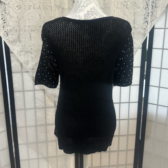 Black Short Sleeve V-Neck Silver Studded Sweater Size Large - Picture 11 of 12